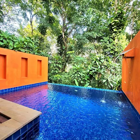 Koh Chang Cliff Beach Resort Room photo
