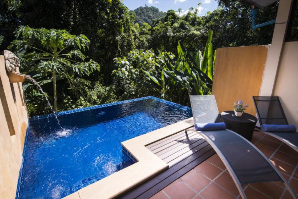 Resort Cliff